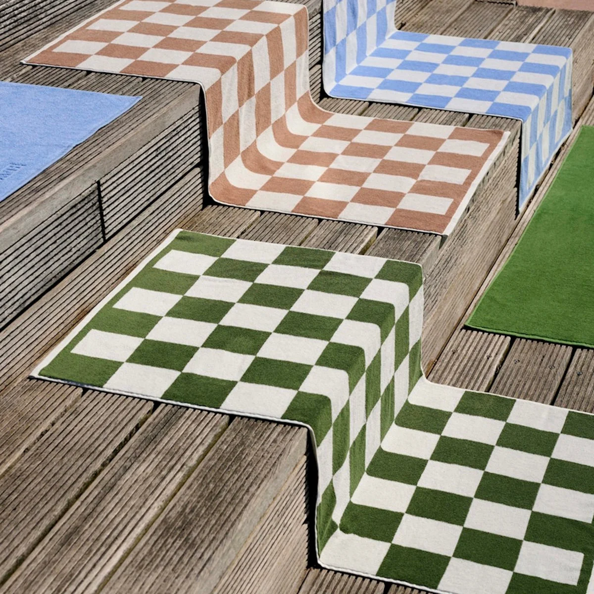 Badetuch „Check Matcha 70×136 cm“ | Stylisch & saugfähig | HAY
