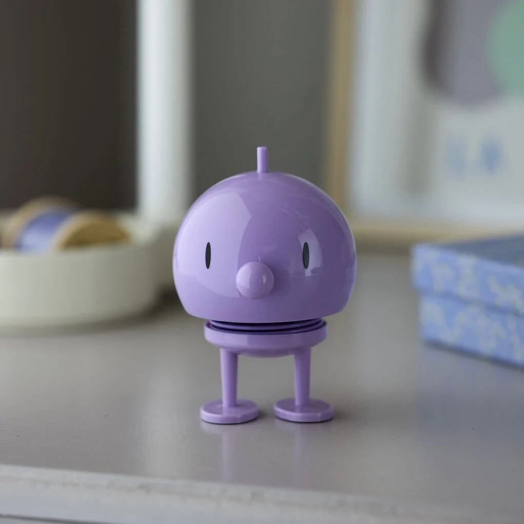 Hoptimist „Classic Medium Bumble“ (lavender) | Hoptimist | Charmante Dekofigur